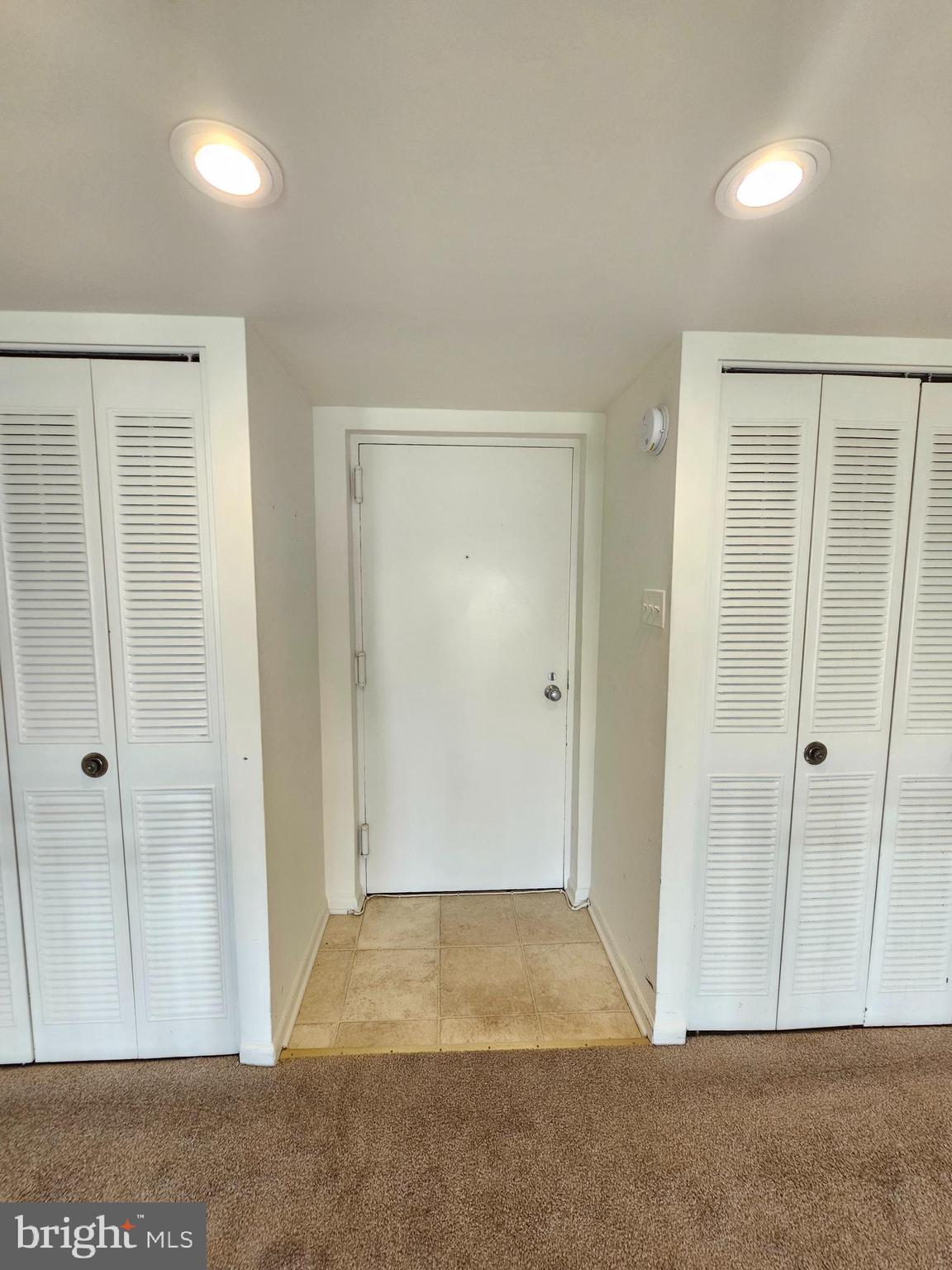 AMERICANA CENTRE - Residential Lease