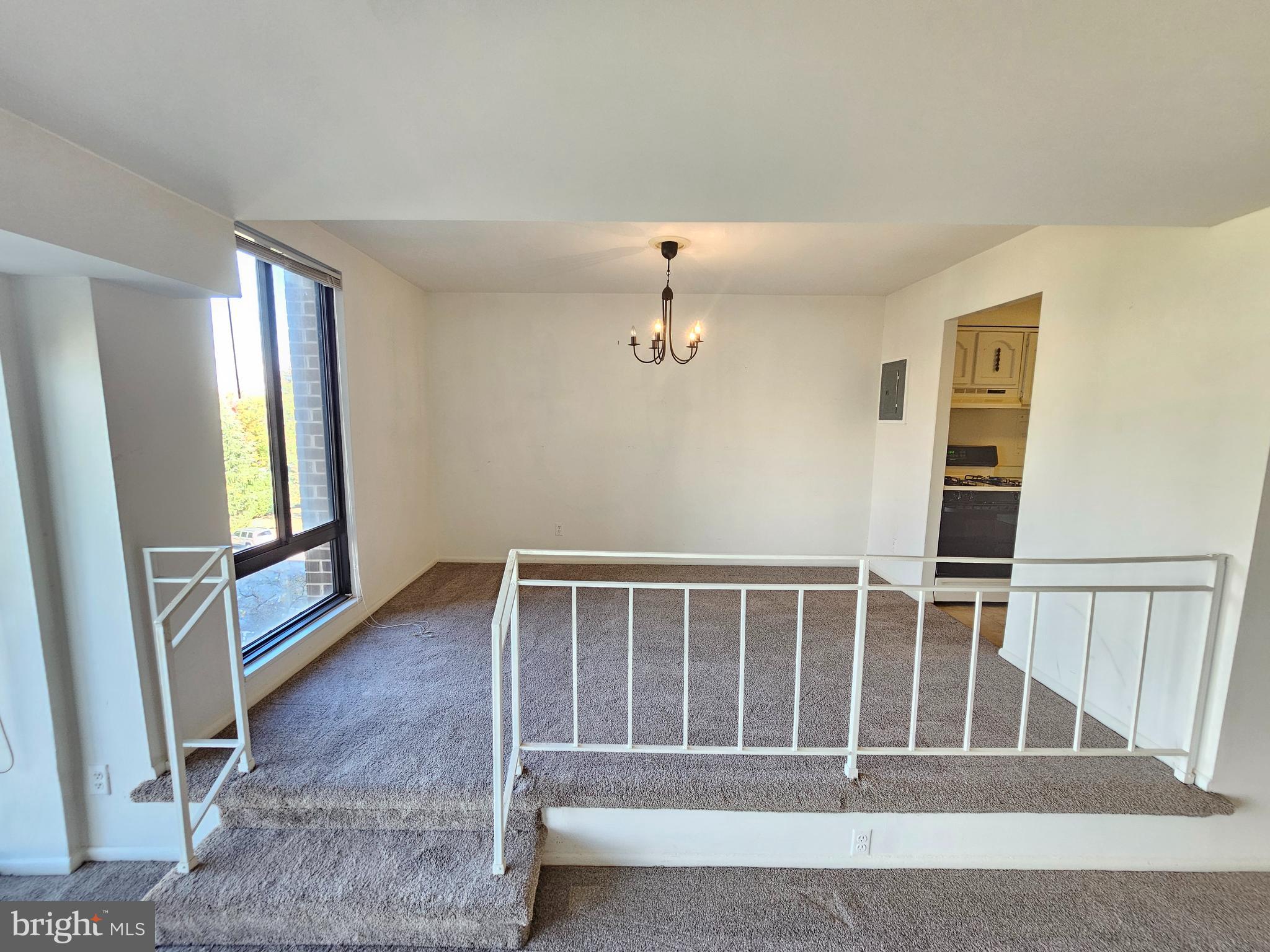 AMERICANA CENTRE - Residential Lease