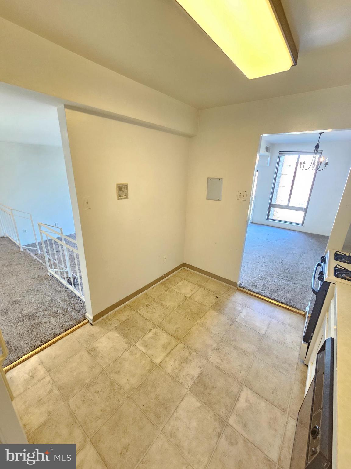 AMERICANA CENTRE - Residential Lease