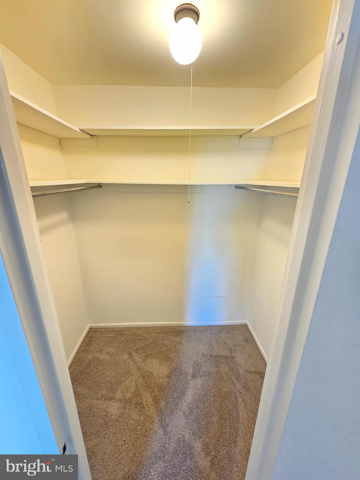 AMERICANA CENTRE - Residential Lease