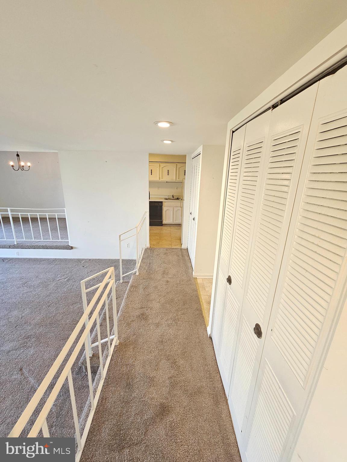 AMERICANA CENTRE - Residential Lease