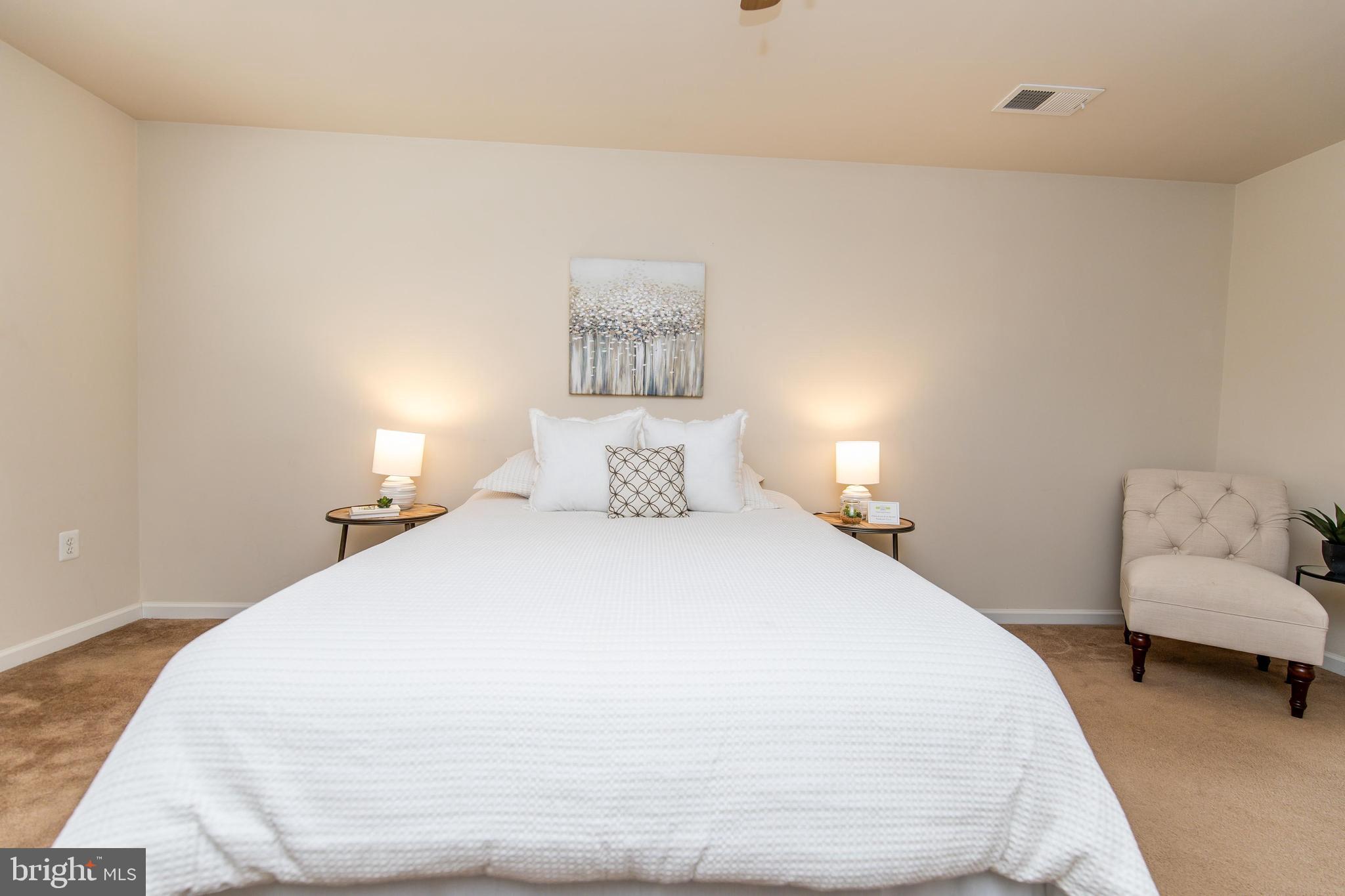 OAKLANDS - Residential