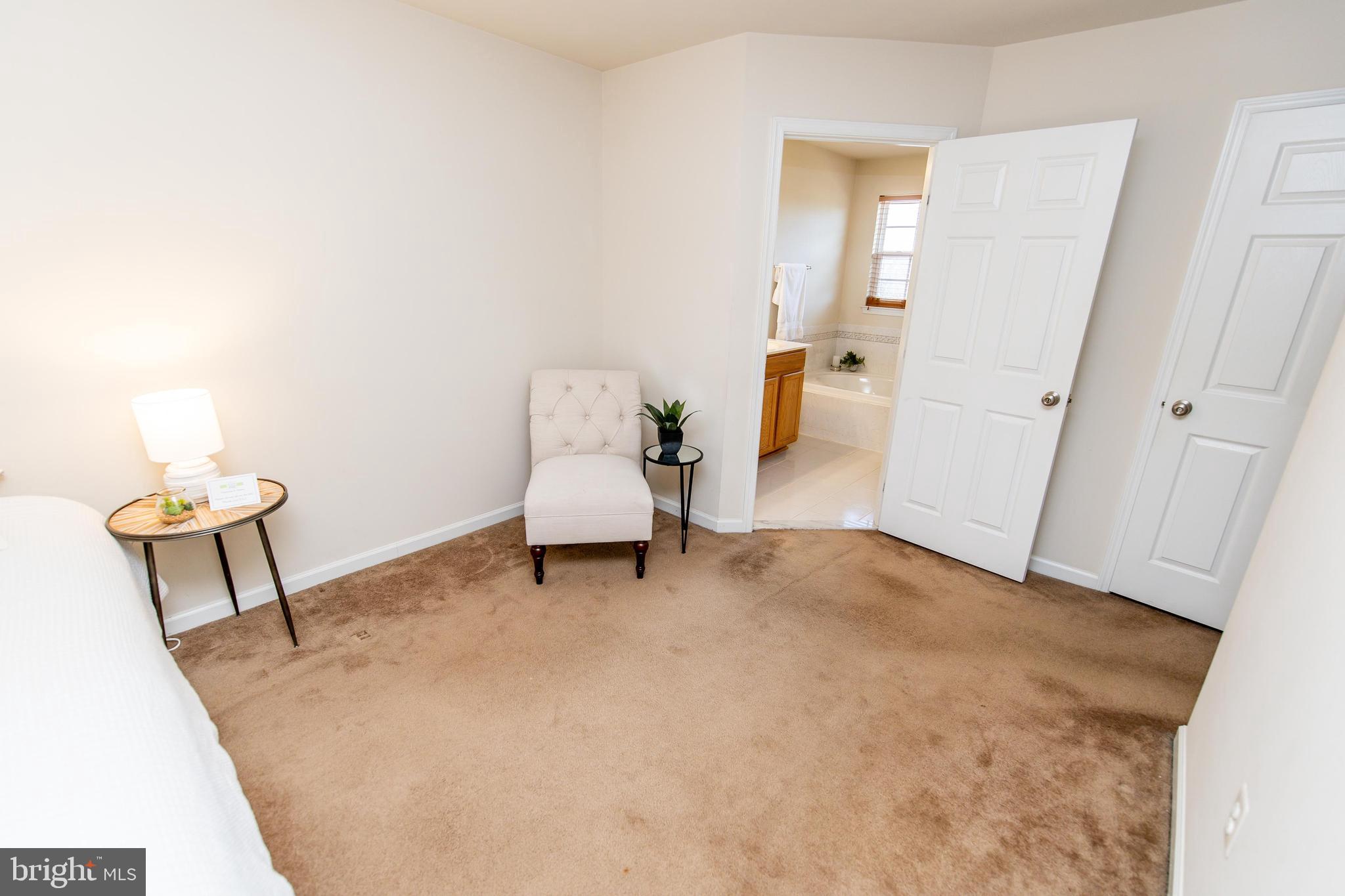 OAKLANDS - Residential