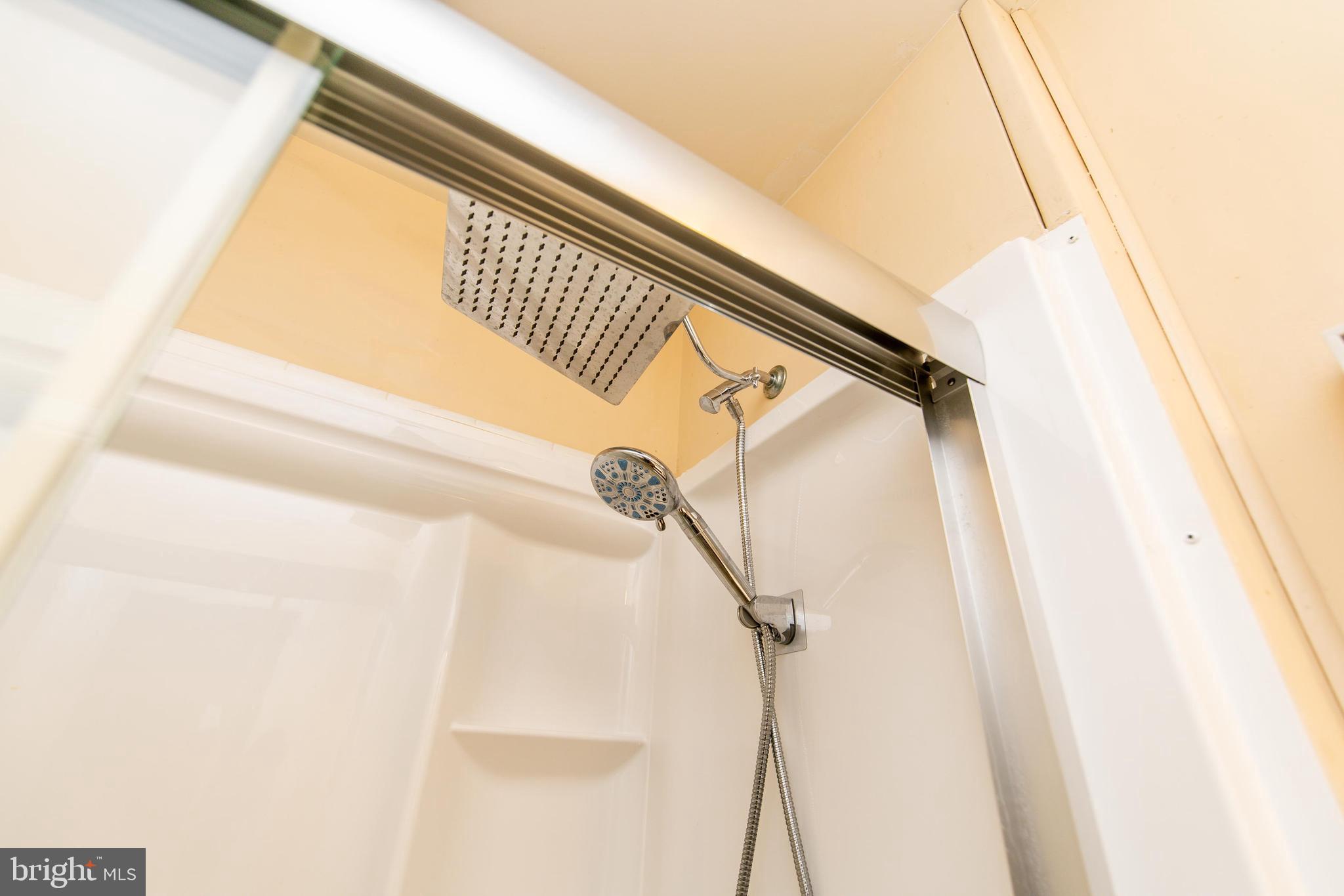 OAKLANDS - Residential