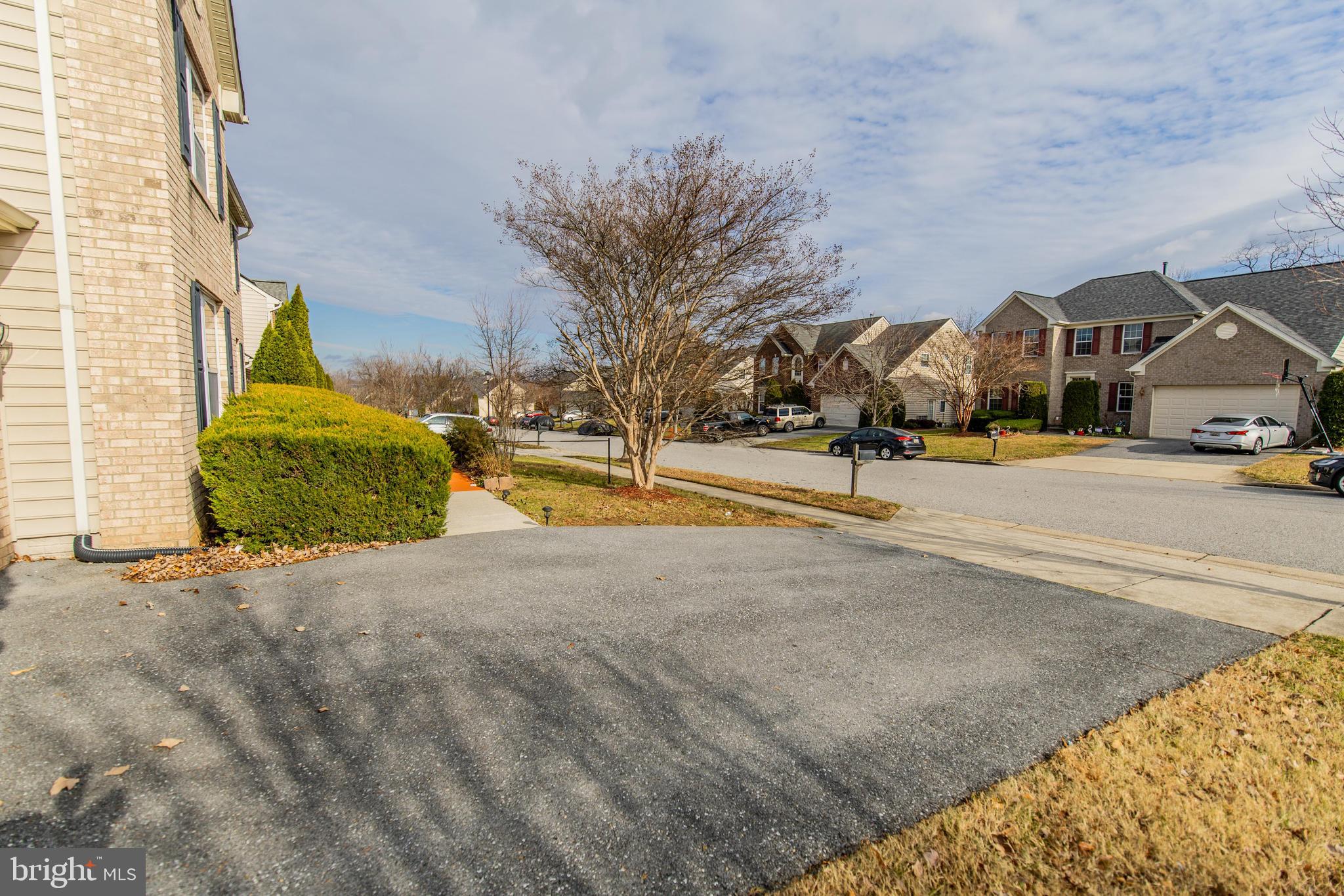 OAKLANDS - Residential