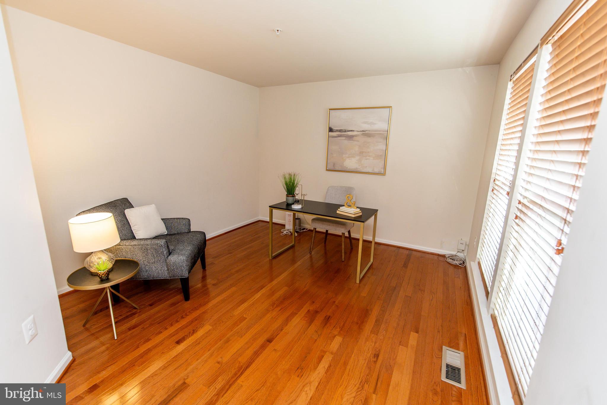 OAKLANDS - Residential