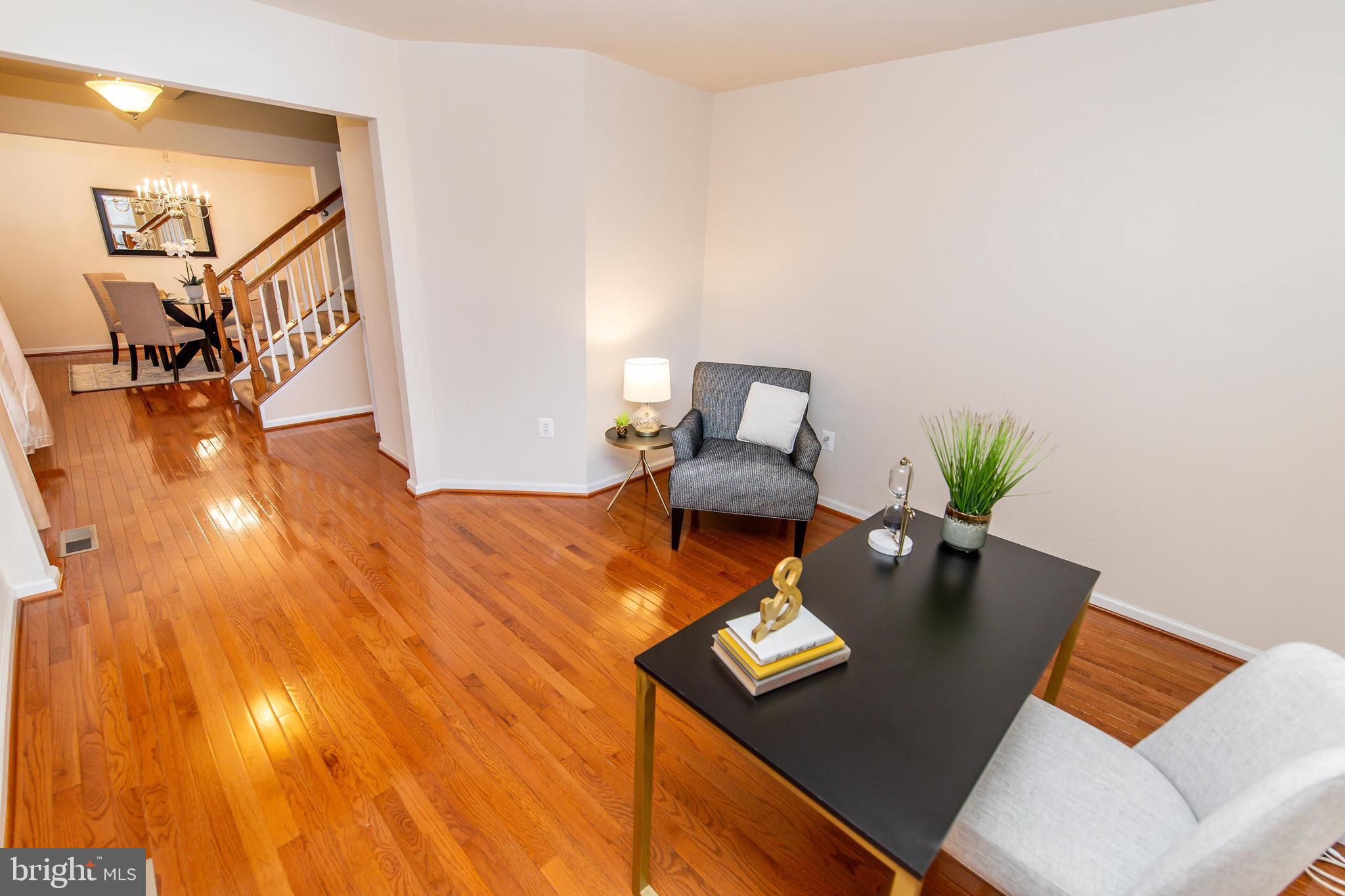 OAKLANDS - Residential