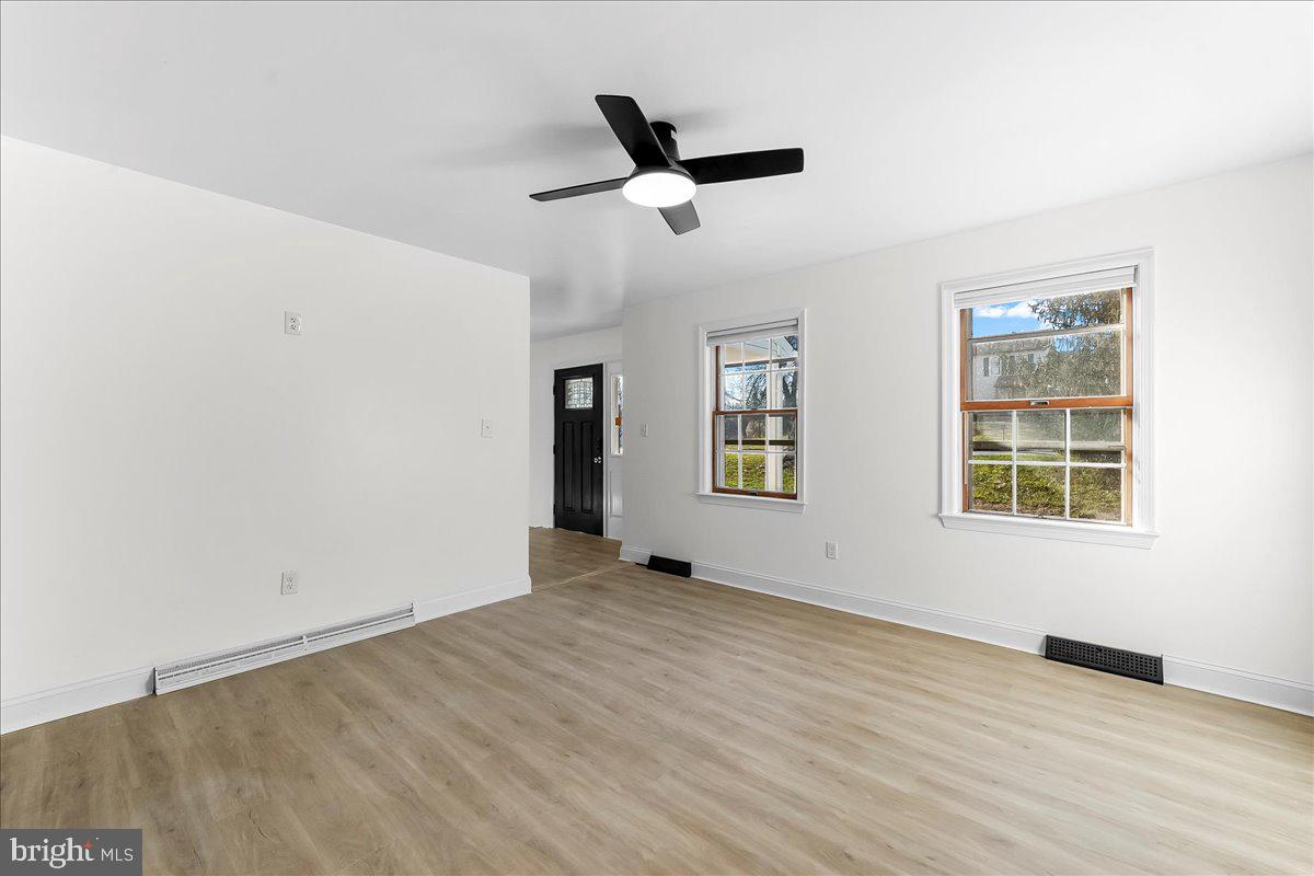 ROMAN VILLAGE - Residential