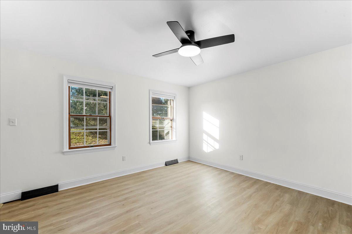 ROMAN VILLAGE - Residential