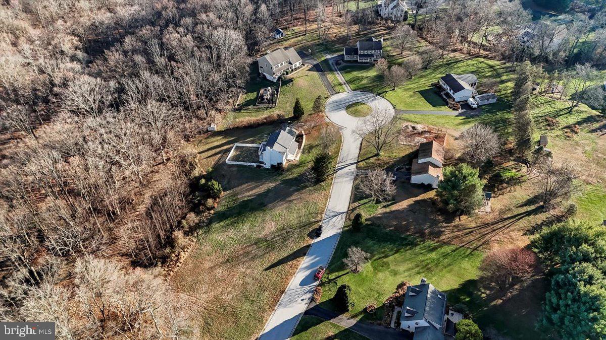 ROMAN VILLAGE - Residential