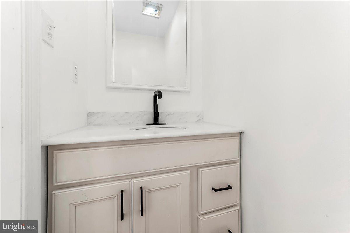 ROMAN VILLAGE - Residential