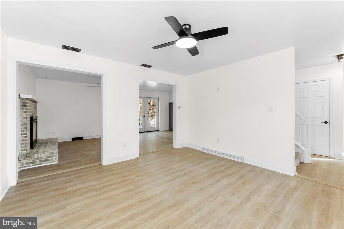 ROMAN VILLAGE - Residential