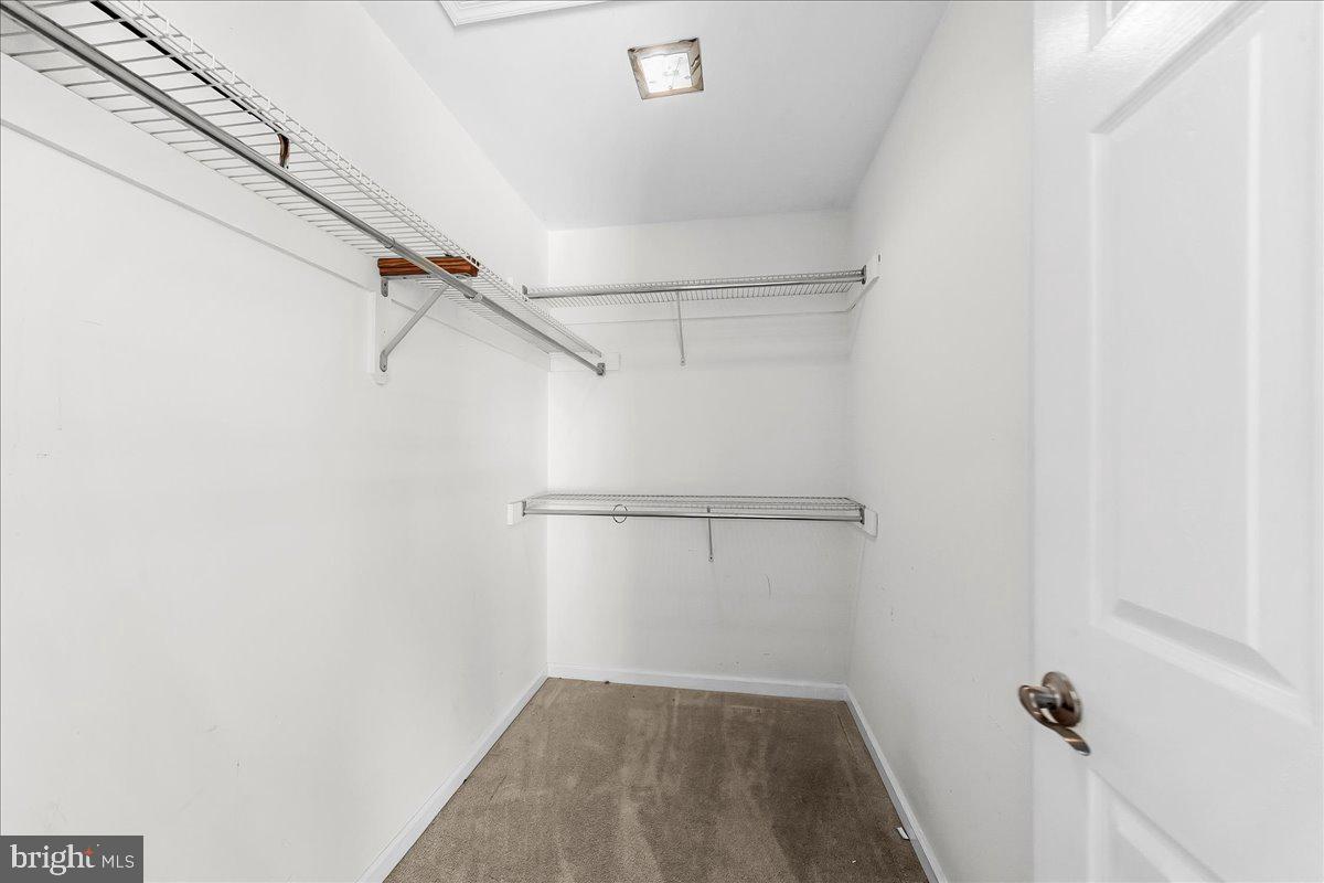 ROMAN VILLAGE - Residential