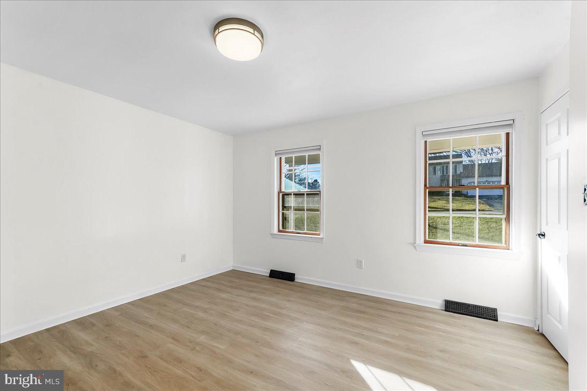 ROMAN VILLAGE - Residential