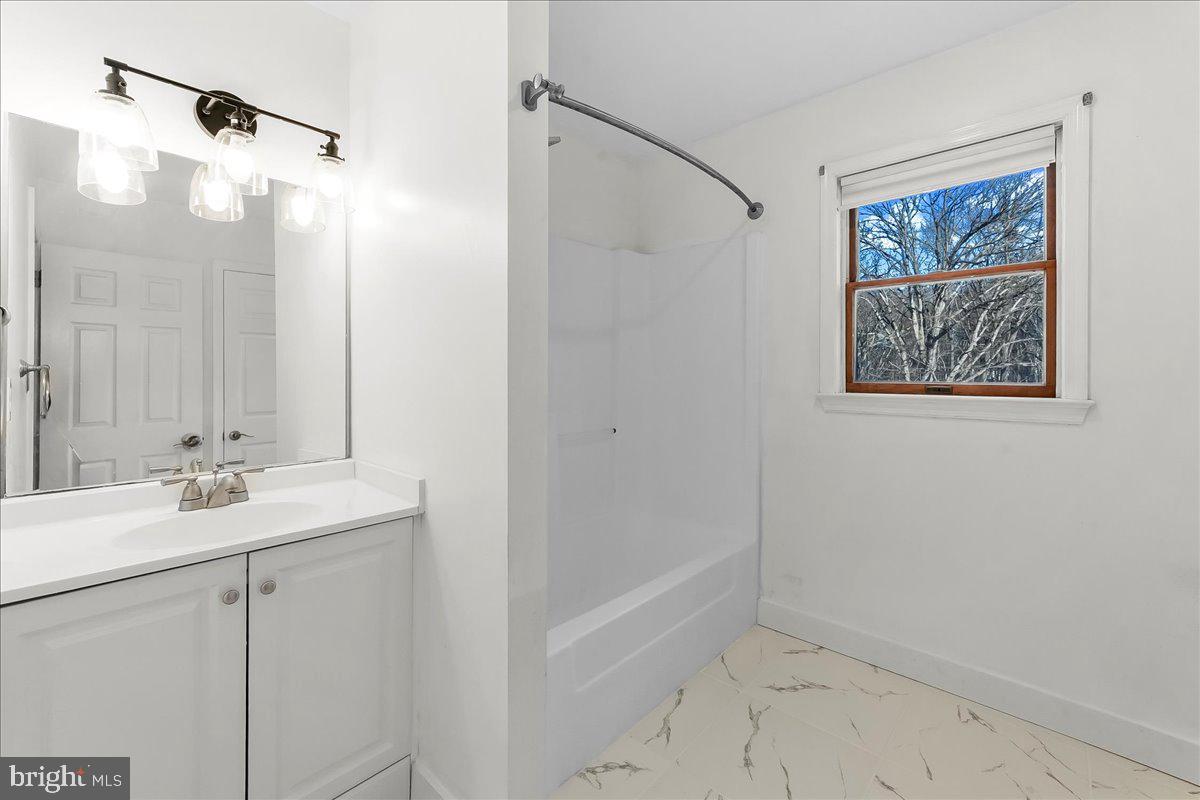 ROMAN VILLAGE - Residential