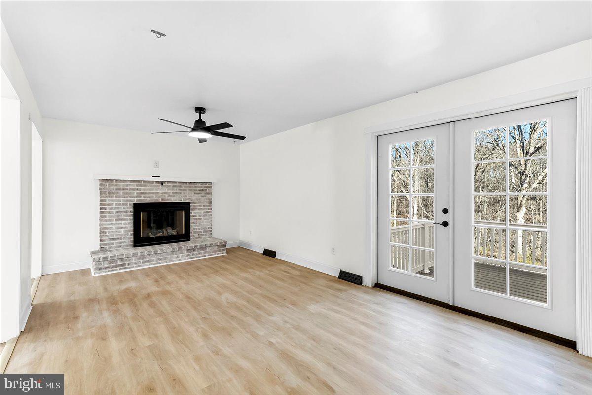 ROMAN VILLAGE - Residential