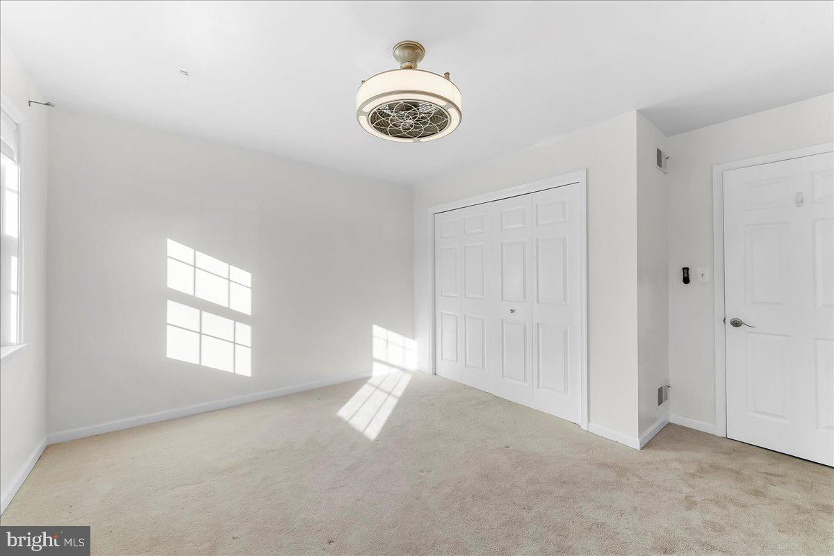 ROMAN VILLAGE - Residential