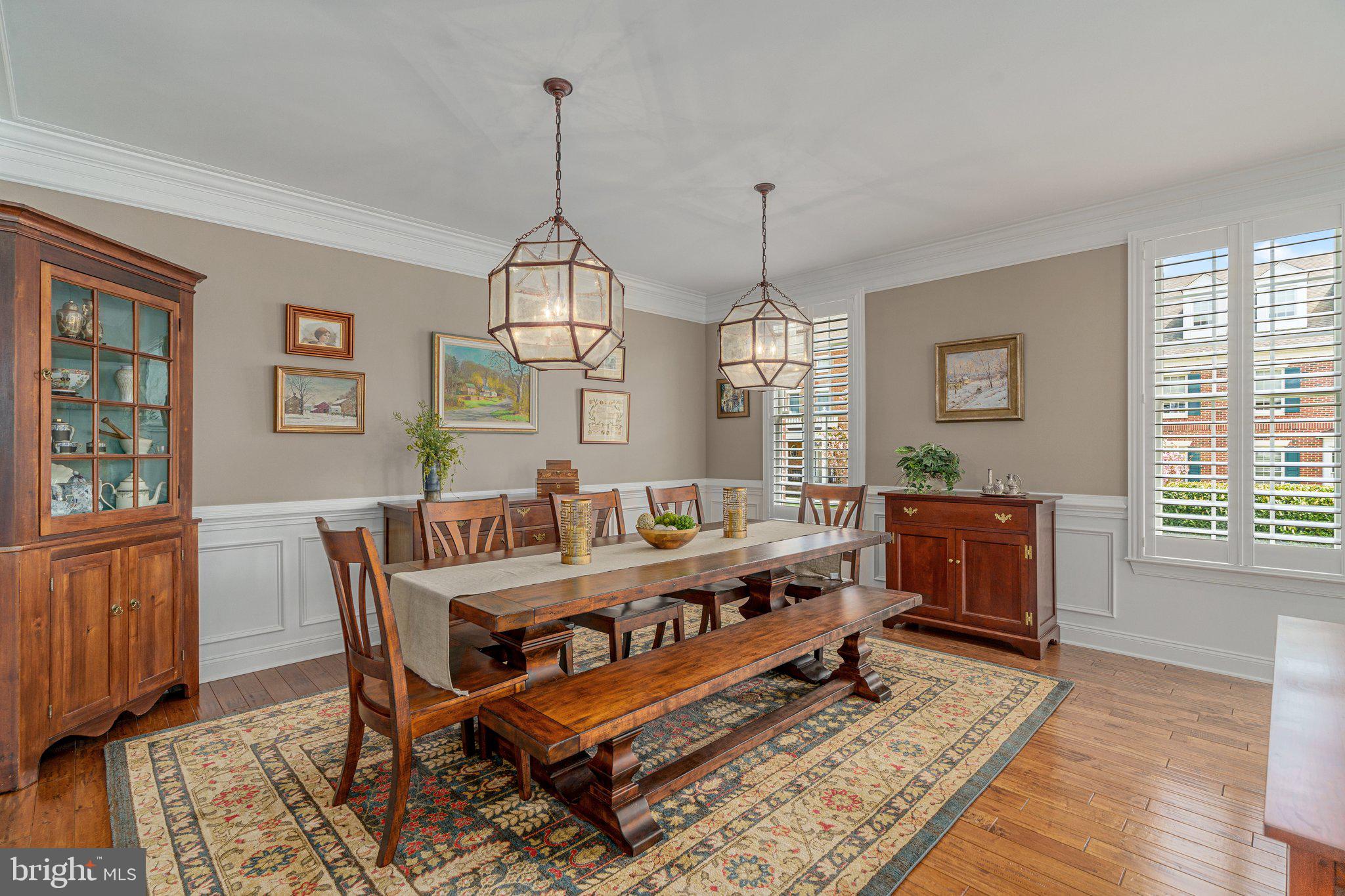 NEWTOWN WALK - Residential