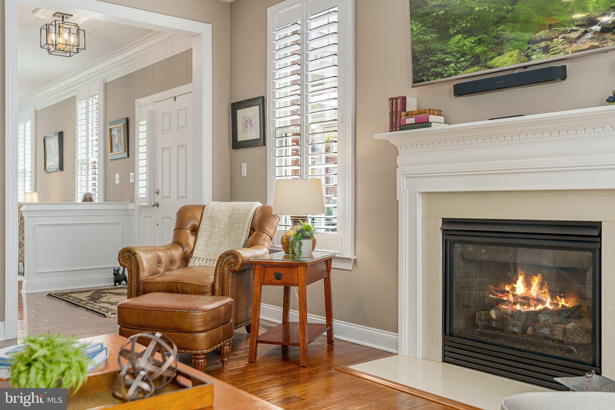 NEWTOWN WALK - Residential