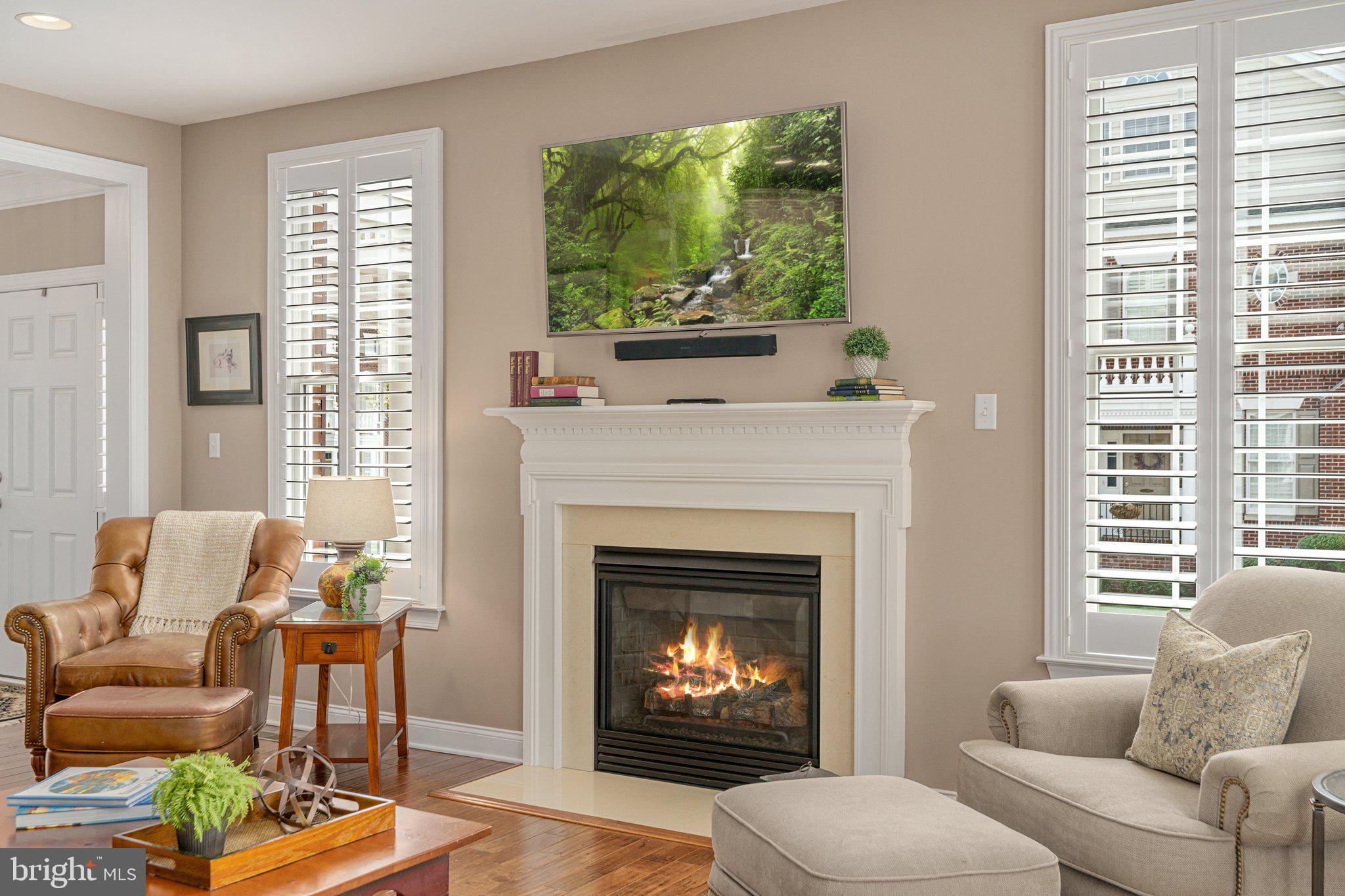 NEWTOWN WALK - Residential