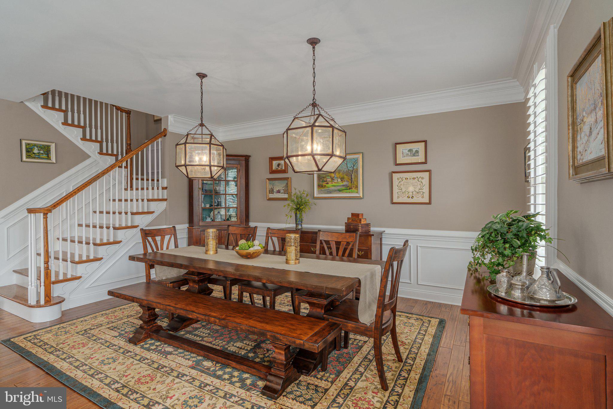 NEWTOWN WALK - Residential