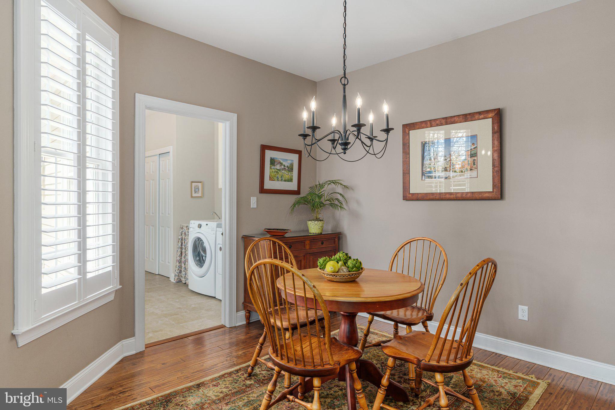 NEWTOWN WALK - Residential