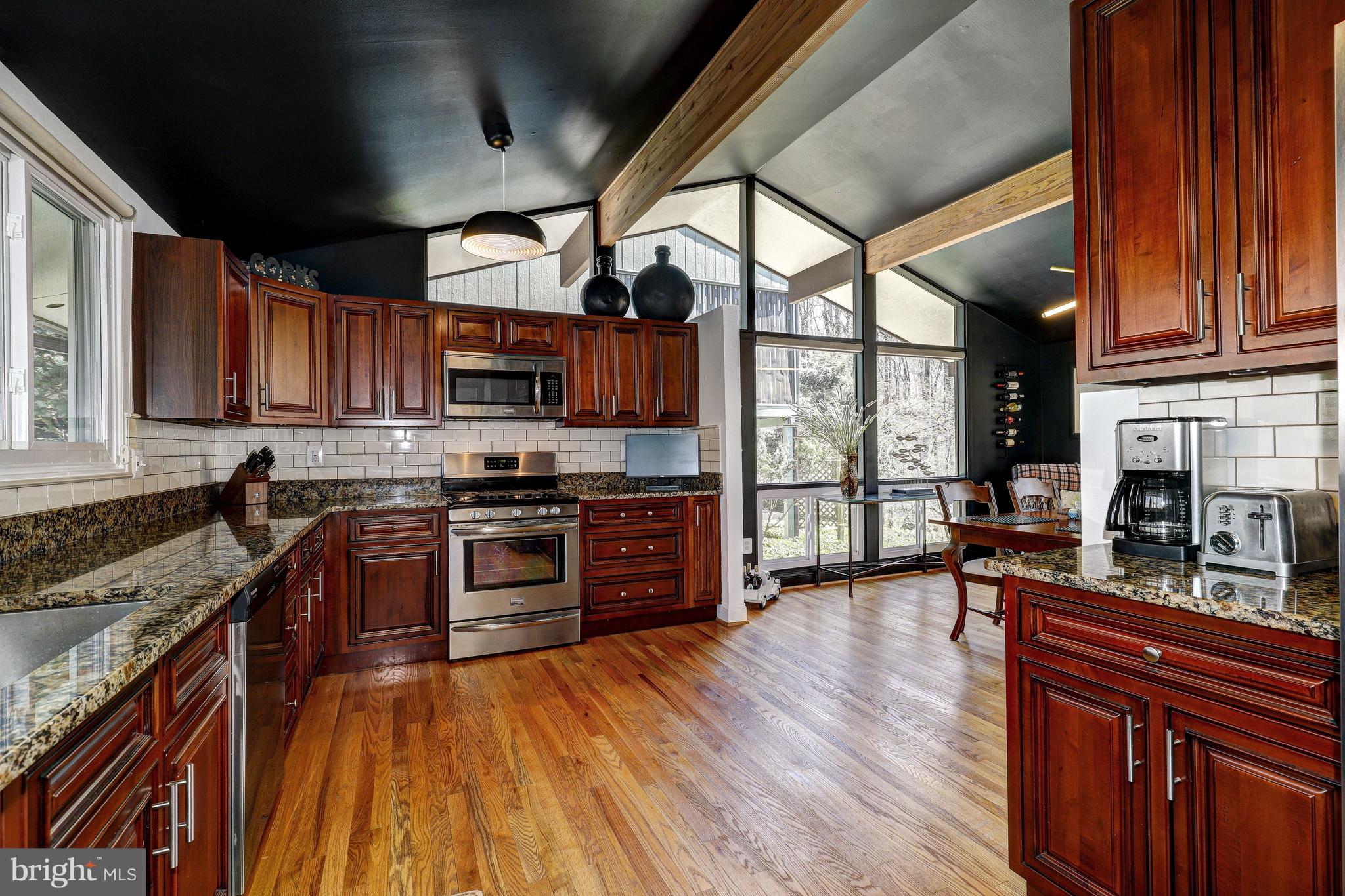 SWANSFIELD - Residential