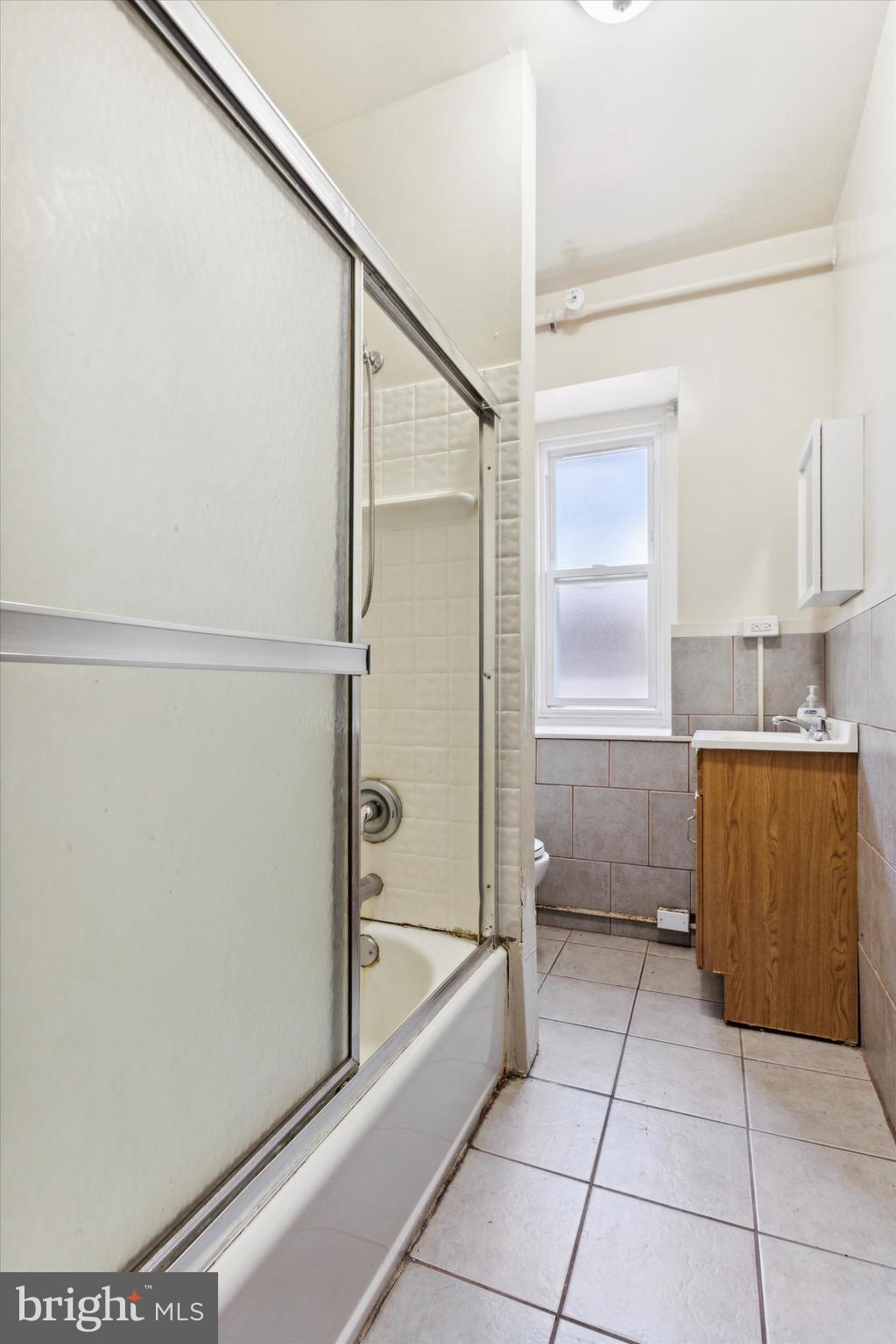 UNIVERSITY CITY - Residential