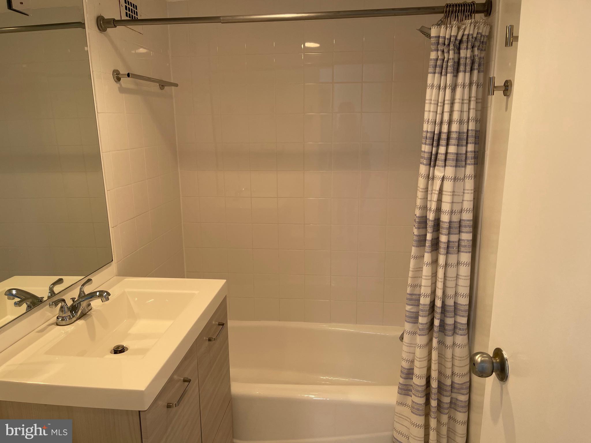 GROSVENOR PARK - Residential Lease