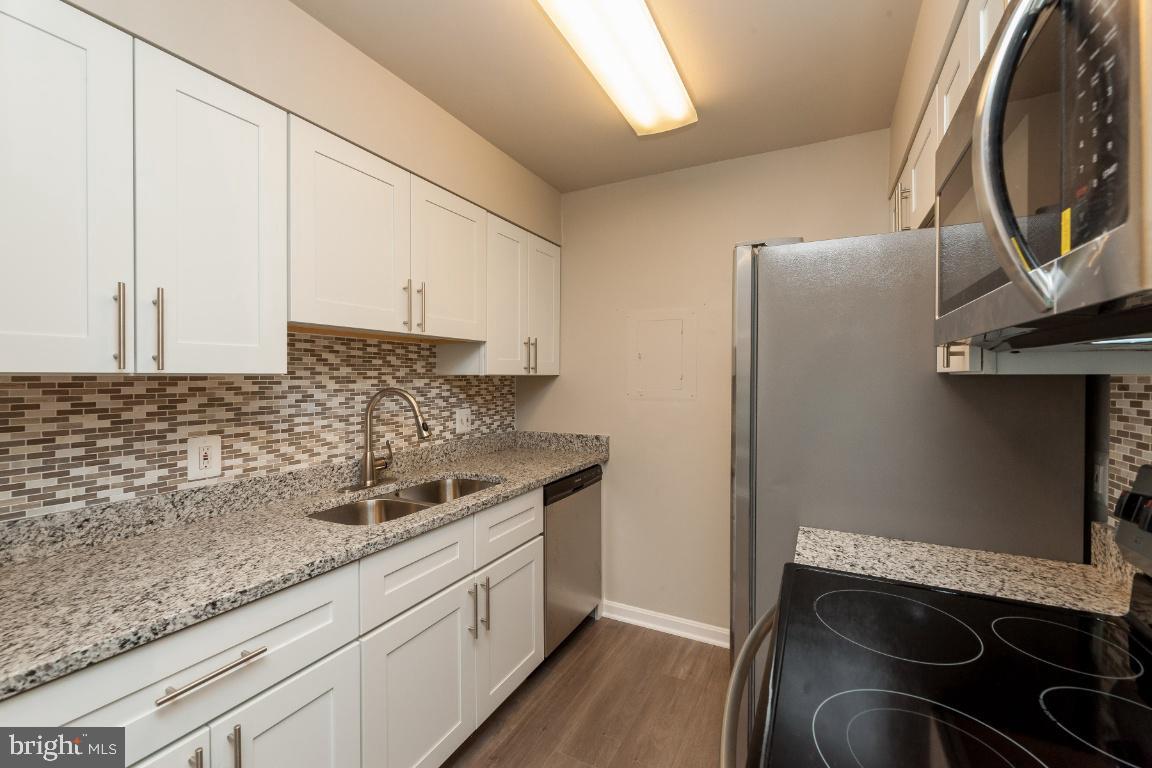 GABLES OF TUCKERMAN - Residential Lease