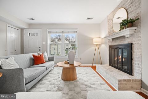 4931 7TH ROAD S 4931 ARLINGTON VA 22204