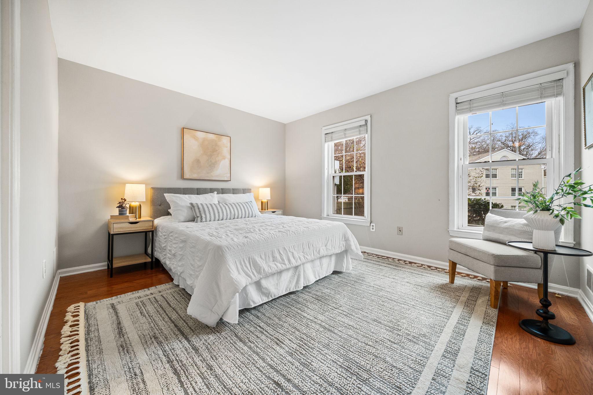 FOREST KNOLL - Residential