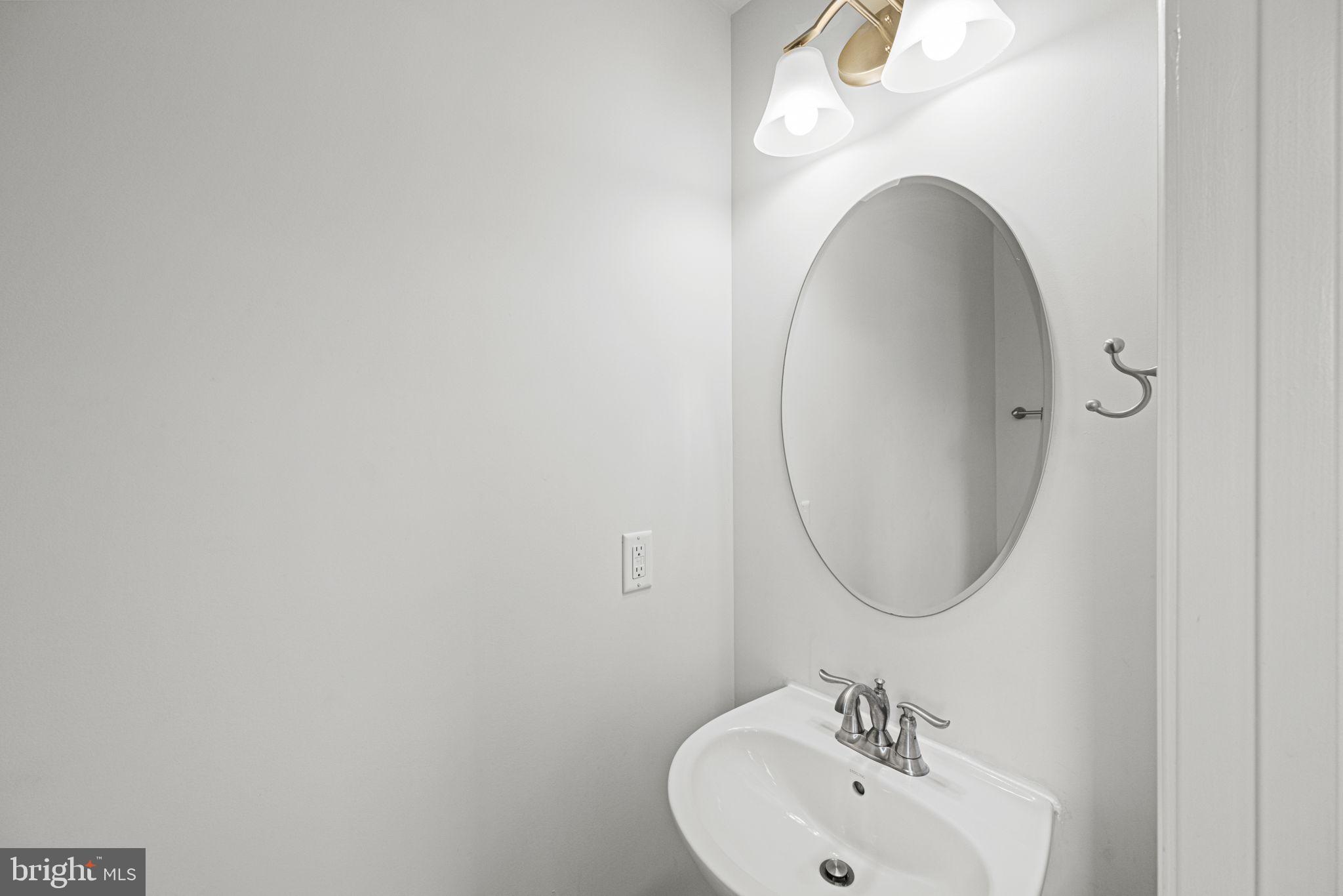 HYATTSVILLE - Residential