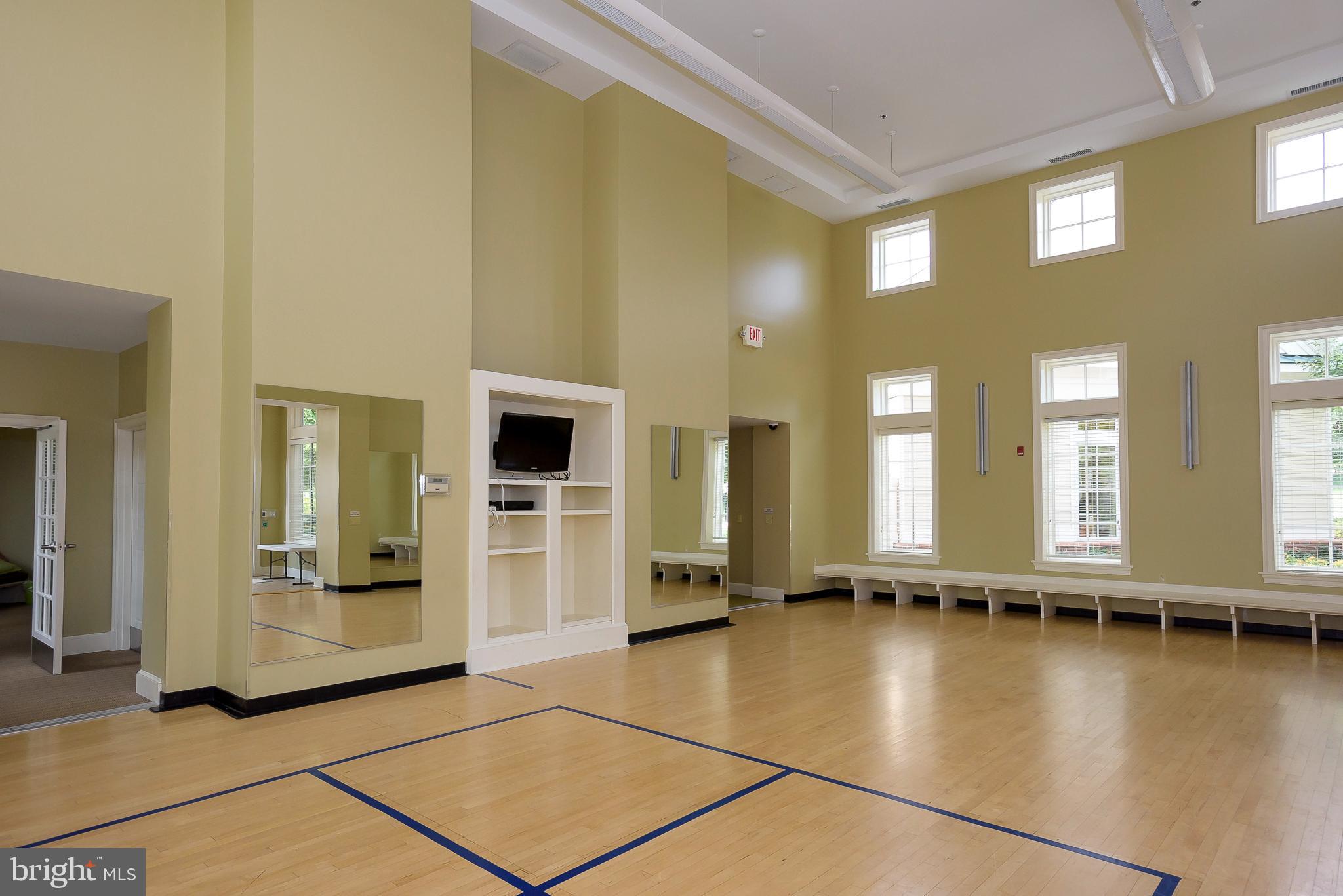 MAPLE LAWN - Residential