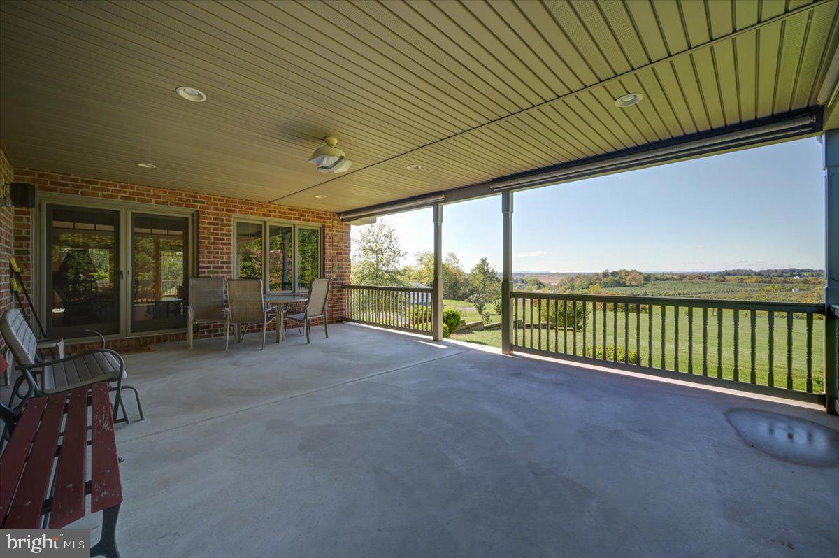 TOPVIEW ESTATES - Residential