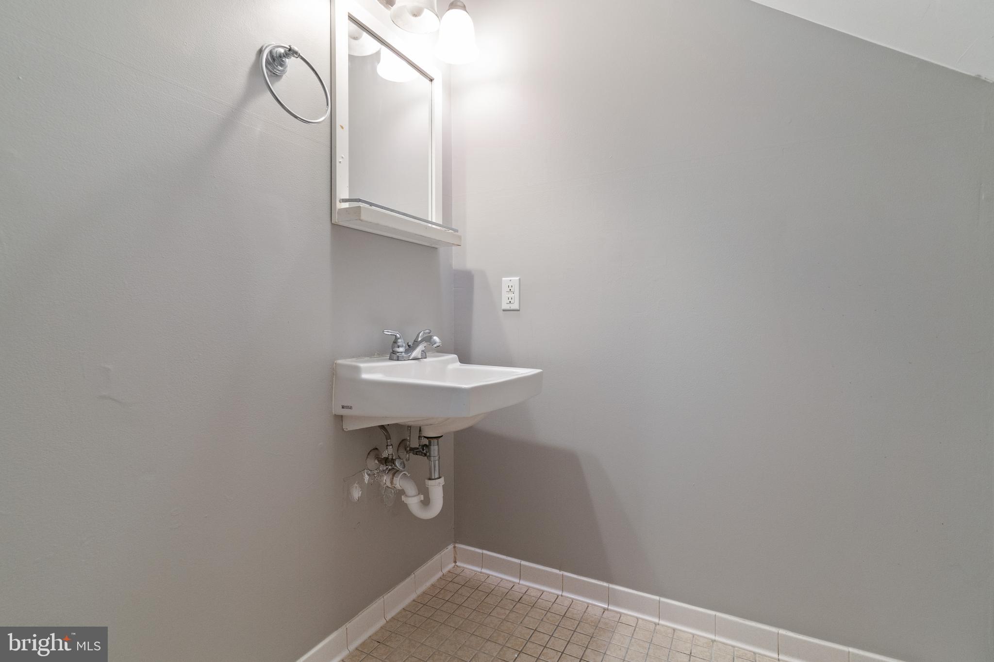 CATONSVILLE - Residential Lease