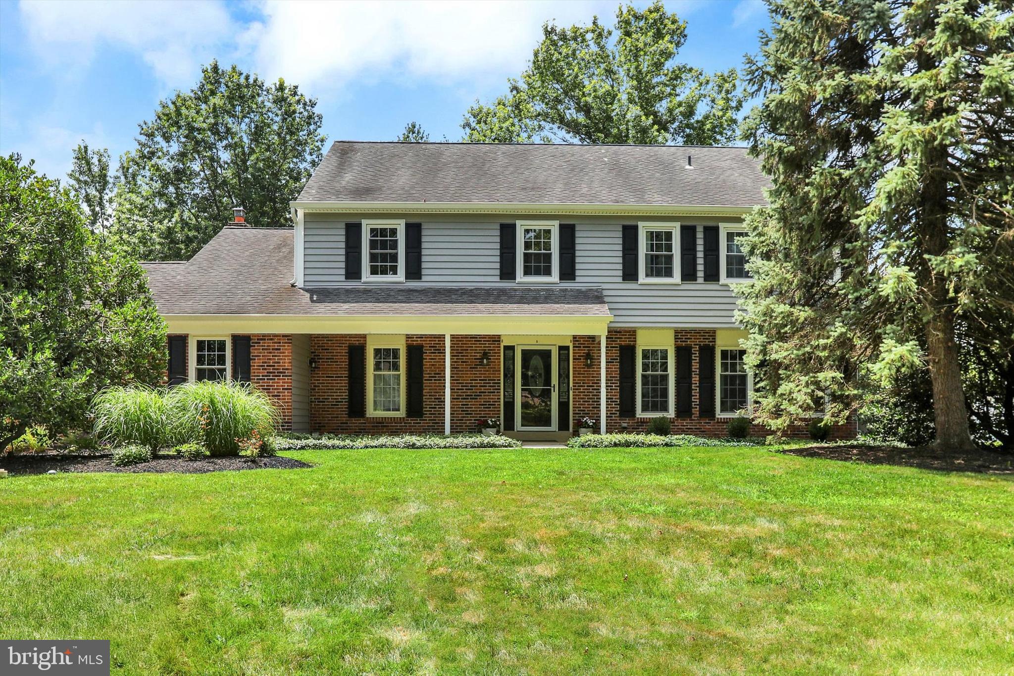 1351 LEXINGTON DRIVE