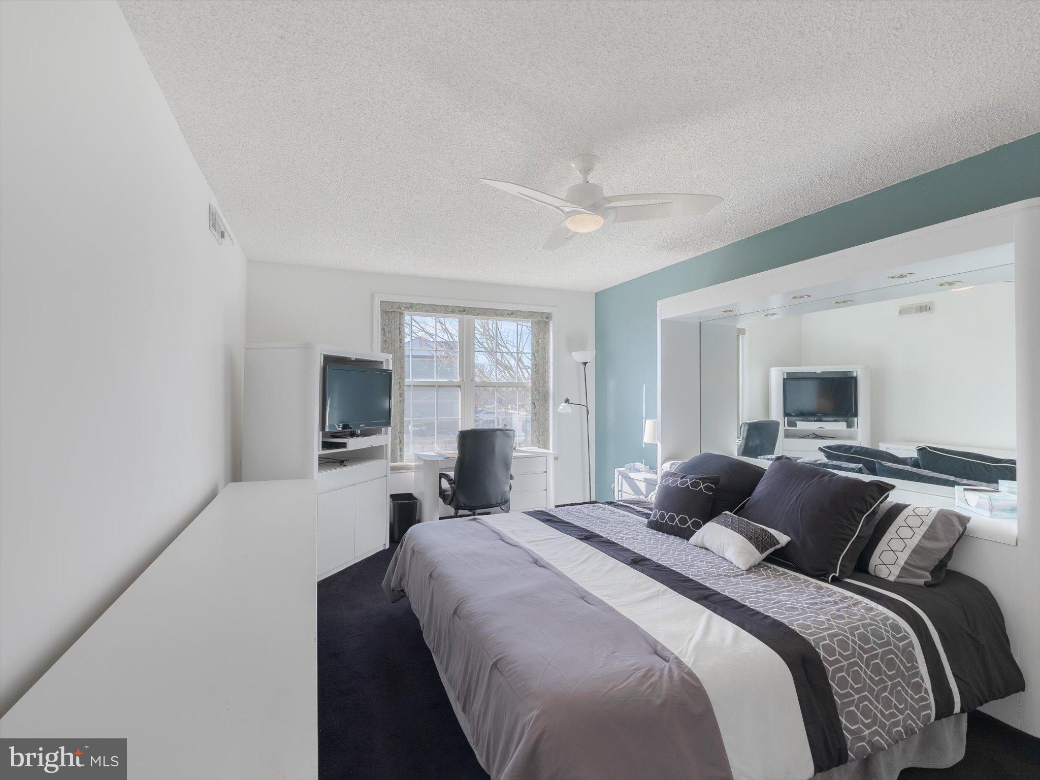 CENTENNIAL STATION - Residential