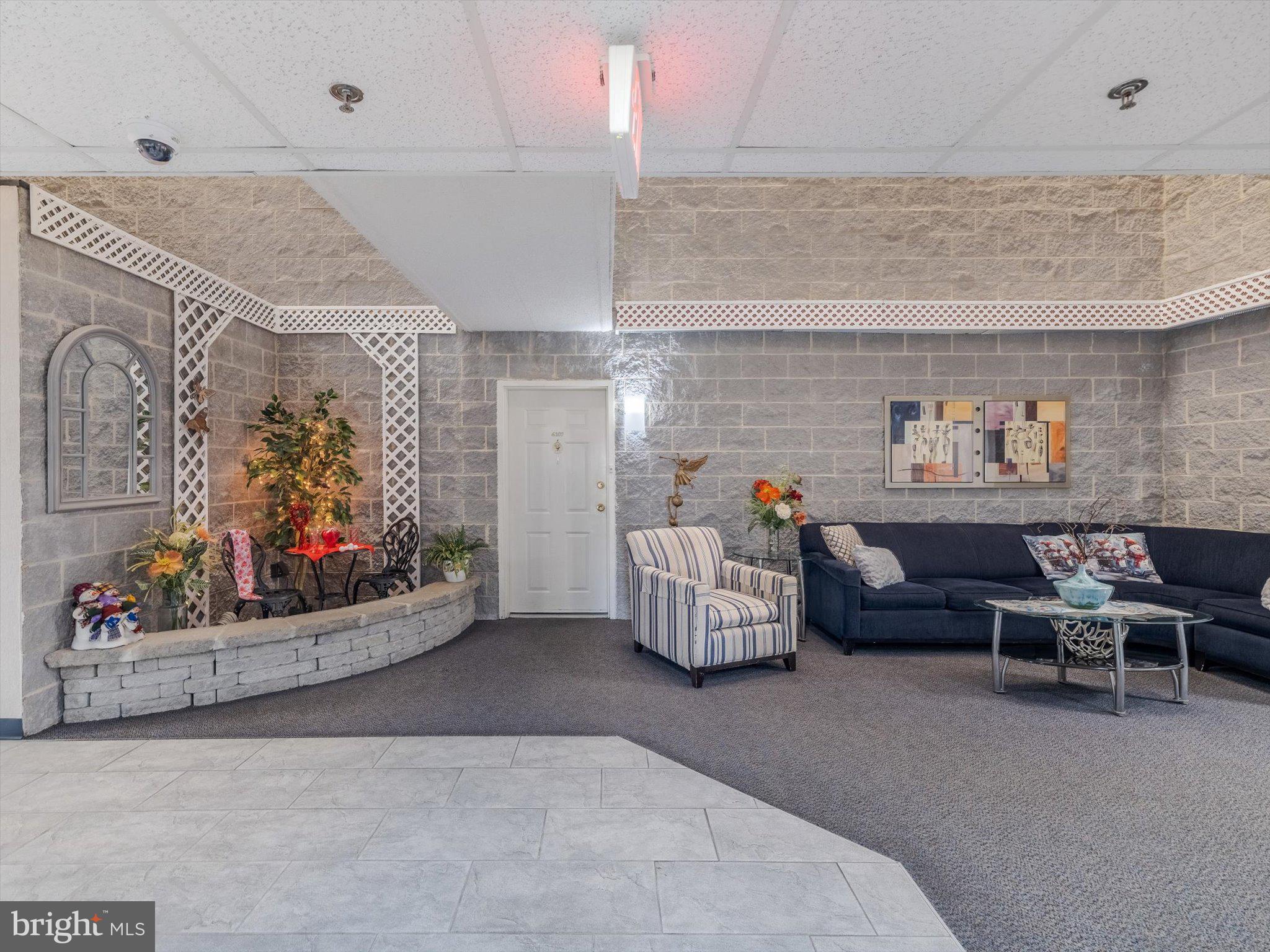 CENTENNIAL STATION - Residential