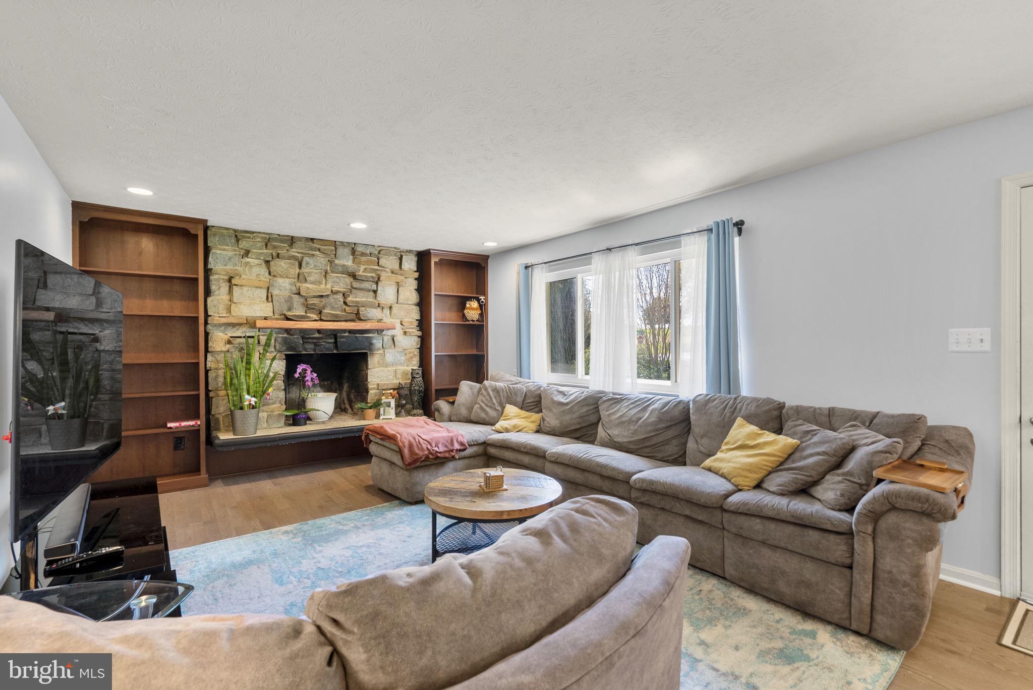 SENECA OVERLOOK - Residential