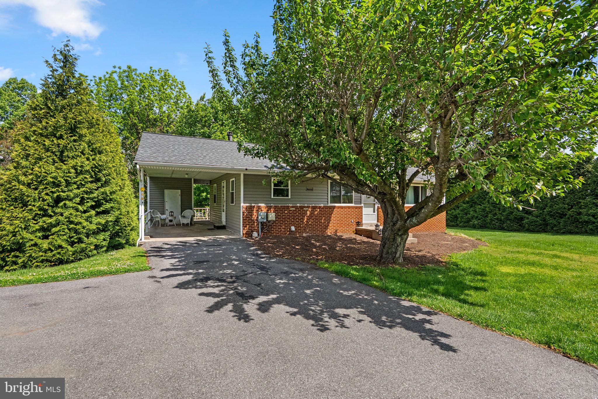 SENECA OVERLOOK - Residential