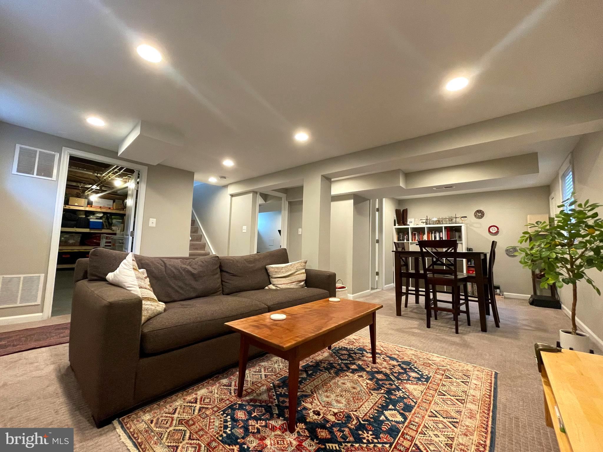 CITY PARK HOMES - Residential Lease