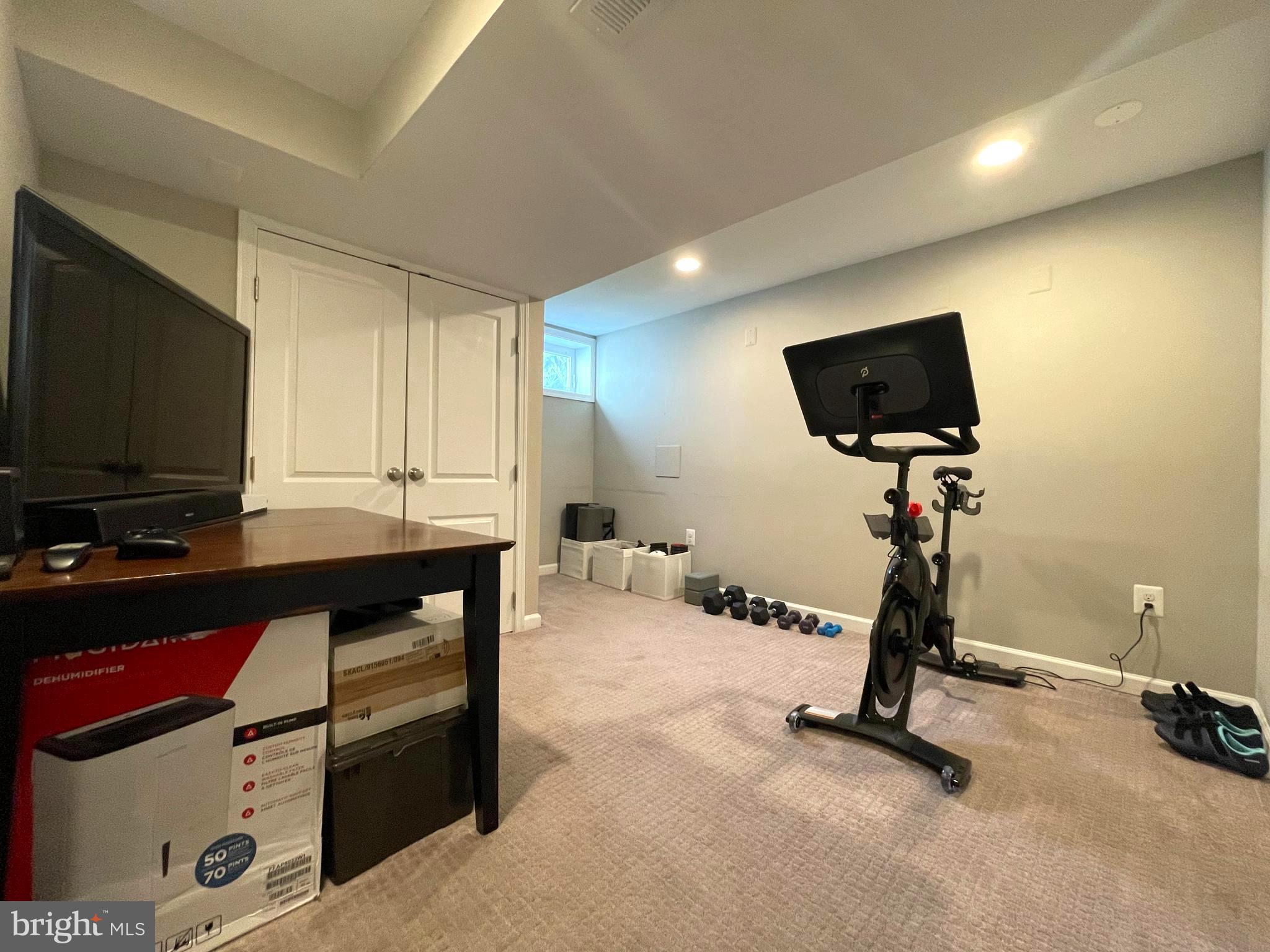 CITY PARK HOMES - Residential Lease