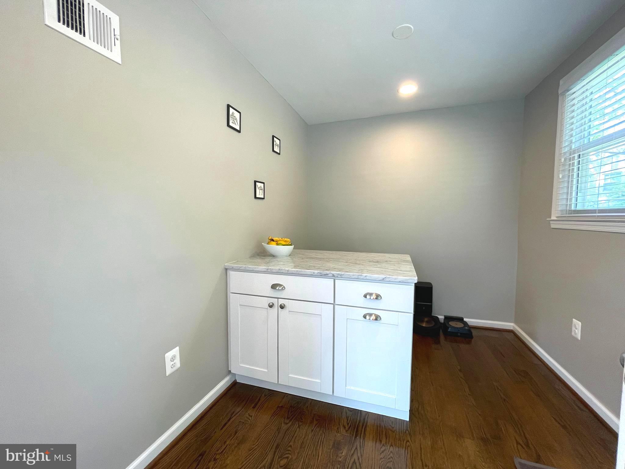 CITY PARK HOMES - Residential Lease