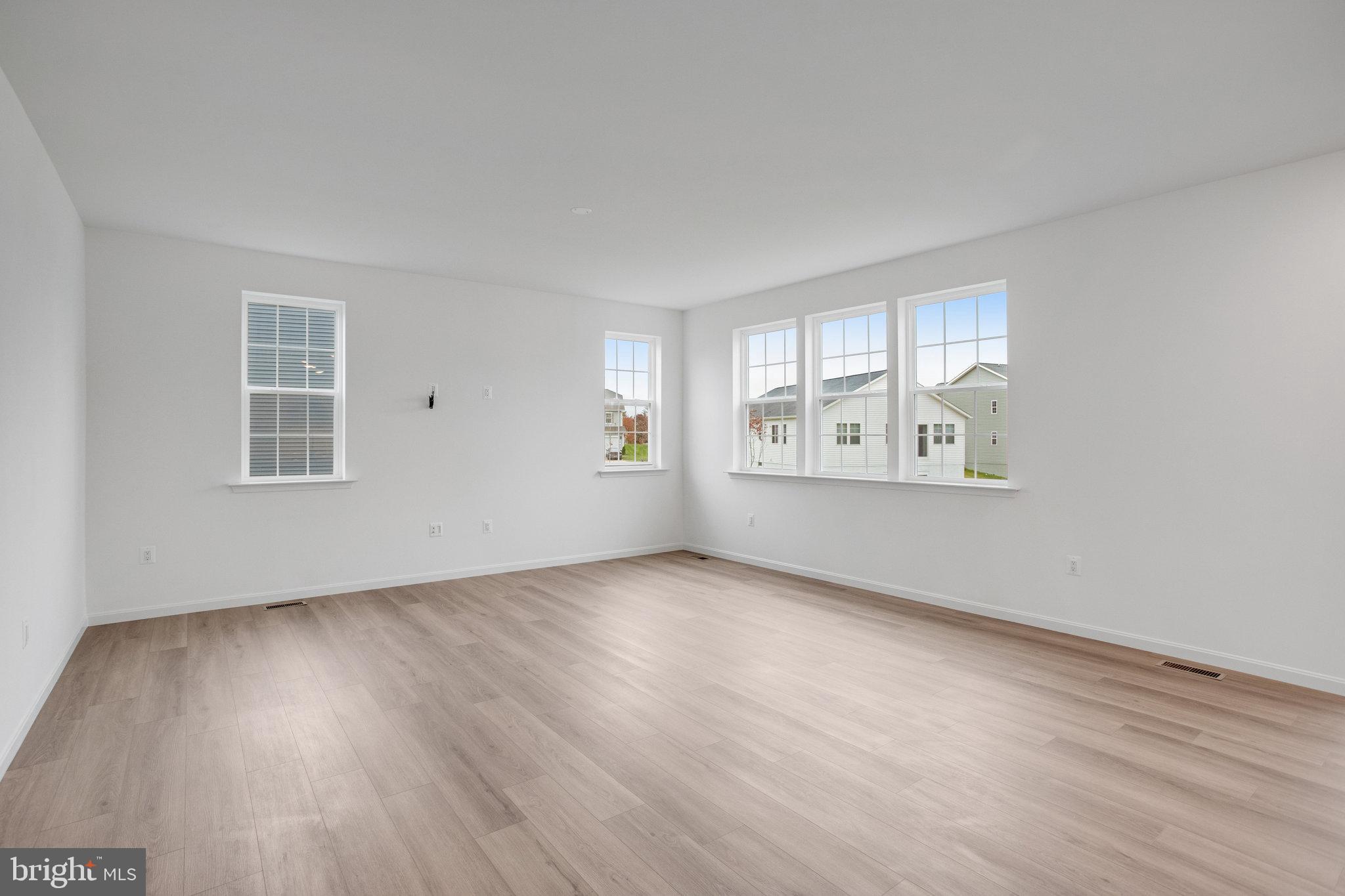 THE GREENS - Residential