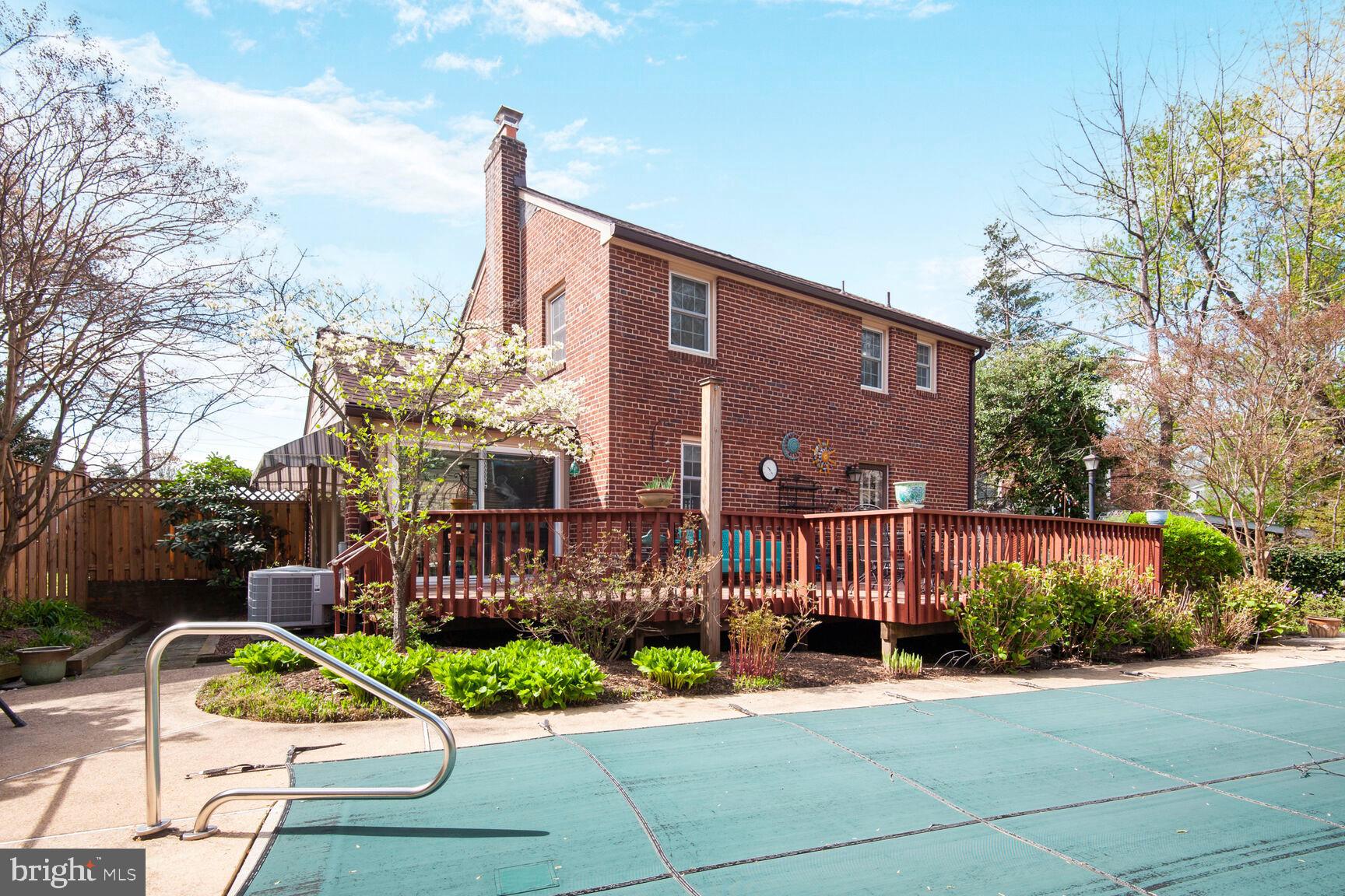 SOMERSET - Residential