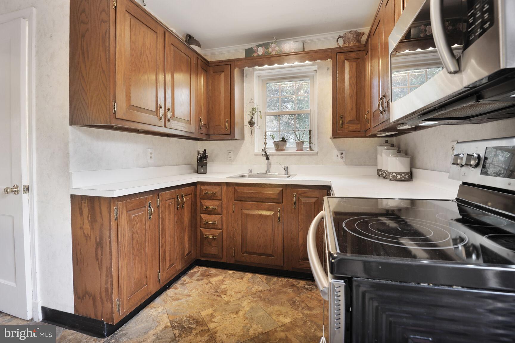 SOMERSET - Residential