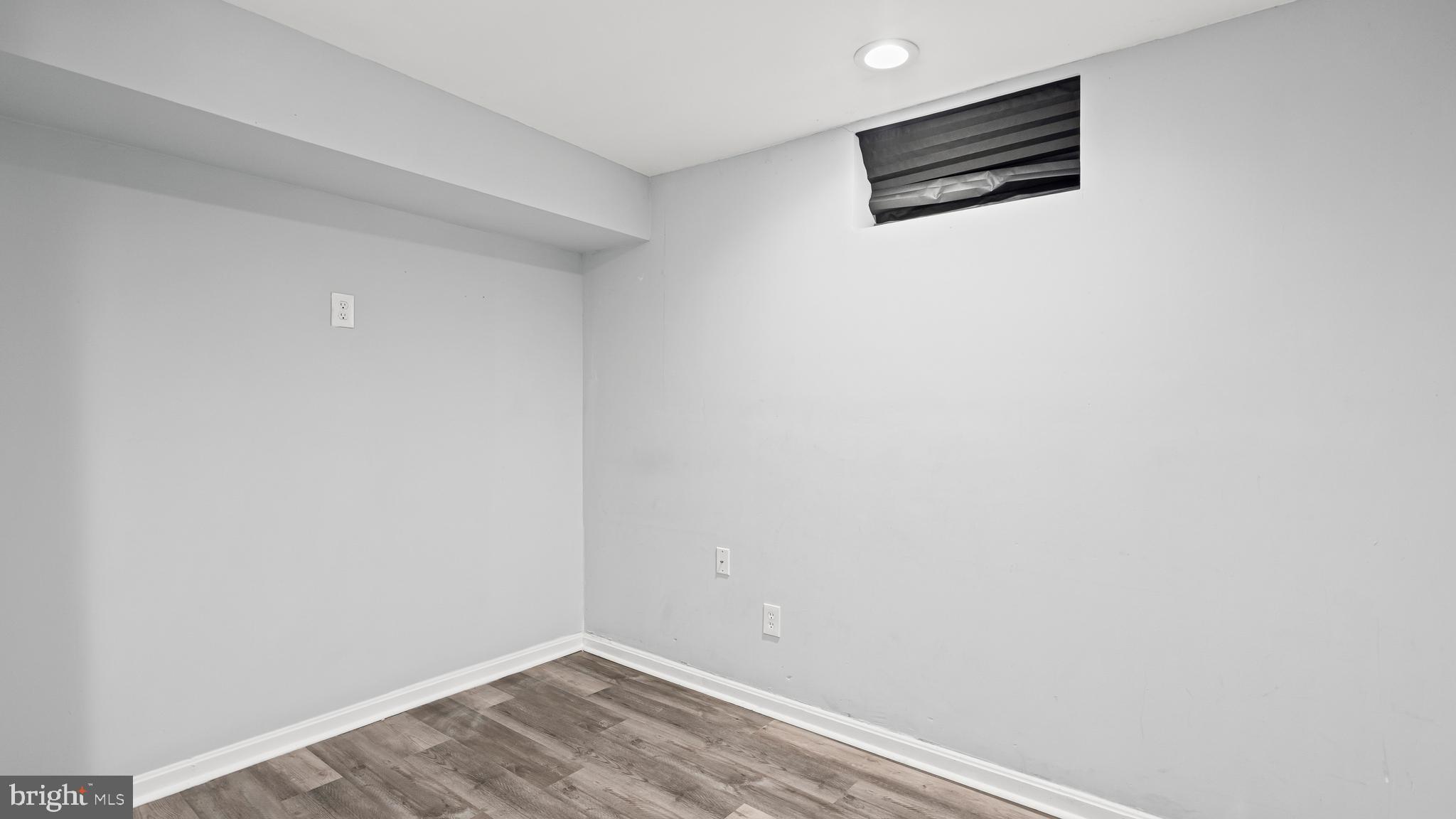 LAURAVILLE HISTORIC DISTRICT - Residential