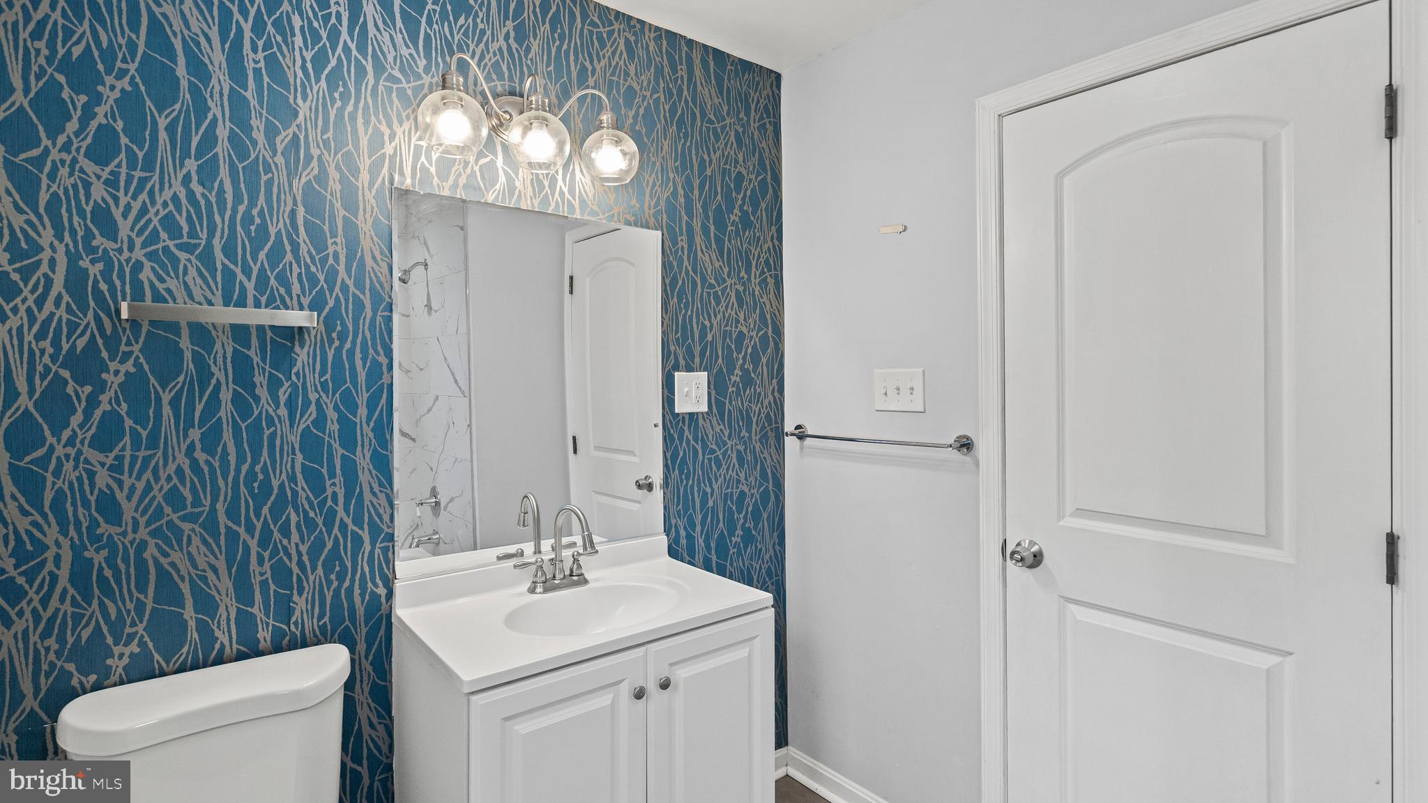 LAURAVILLE HISTORIC DISTRICT - Residential