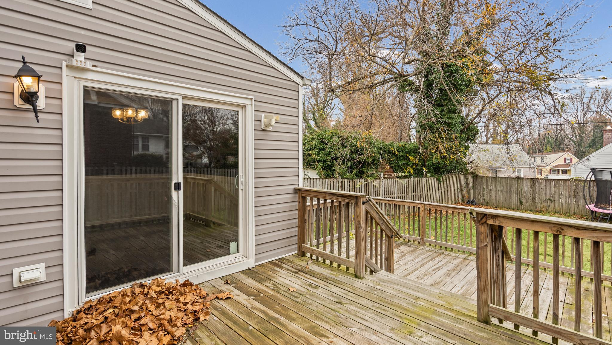 LAURAVILLE HISTORIC DISTRICT - Residential